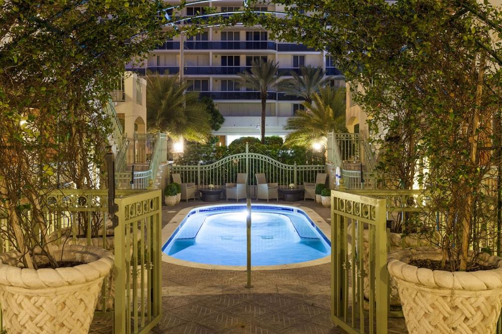 Sun Harbour Boutique Hotel Бол Харбор Экстерьер фото